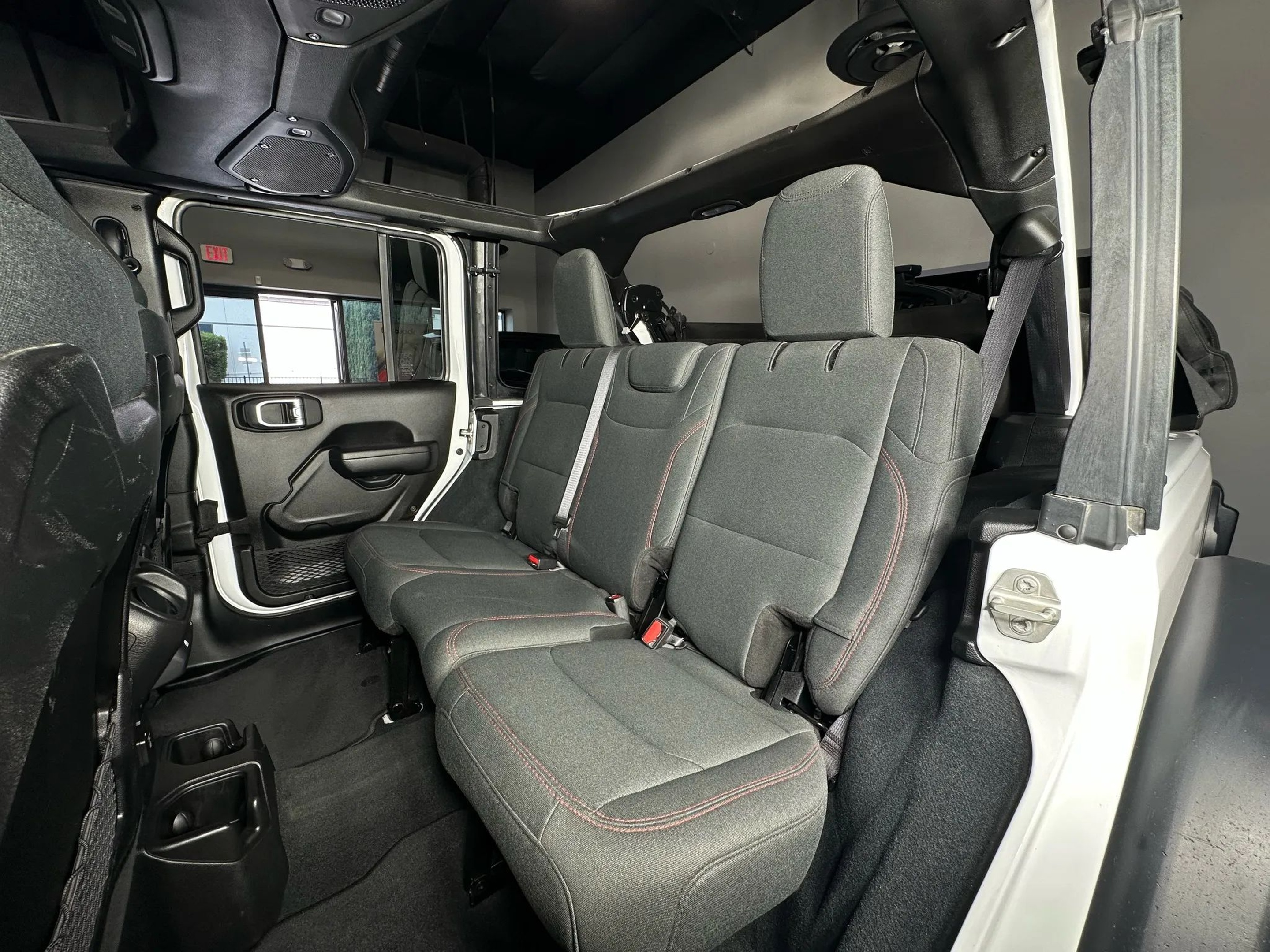 2024 Jeep Wrangler 4-Door Rubicon - Photo 25