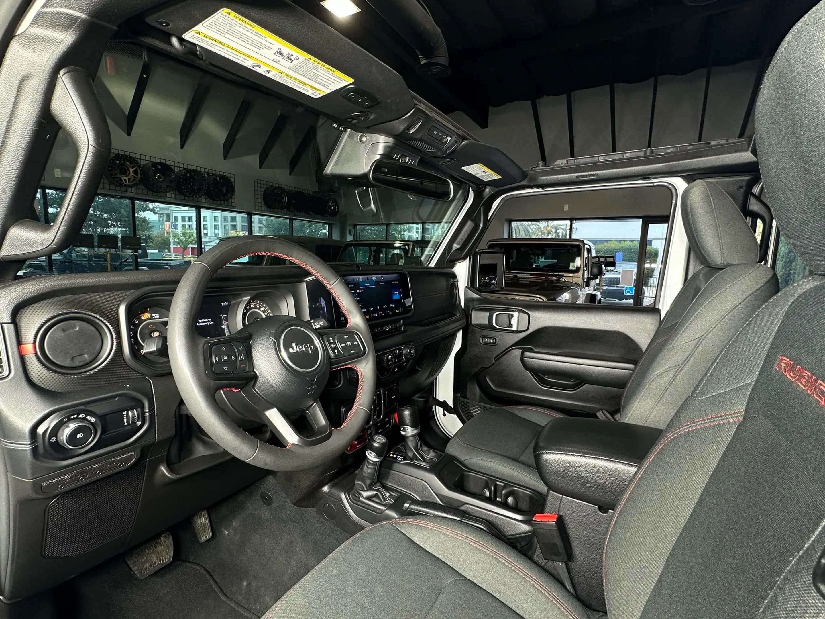 2024 Jeep Wrangler 4-Door Rubicon - Photo 23