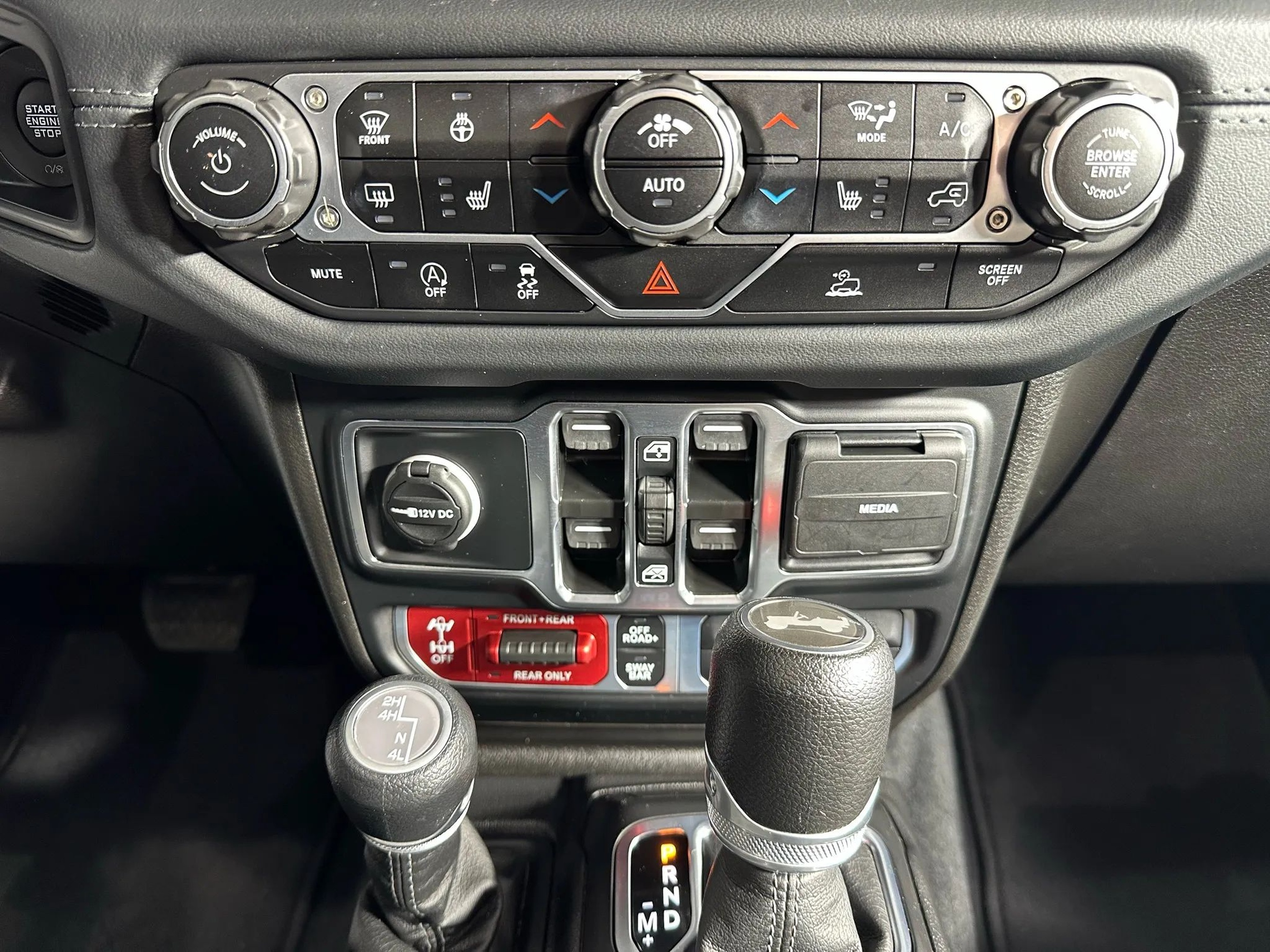 2024 Jeep Wrangler 4-Door Rubicon - Photo 30