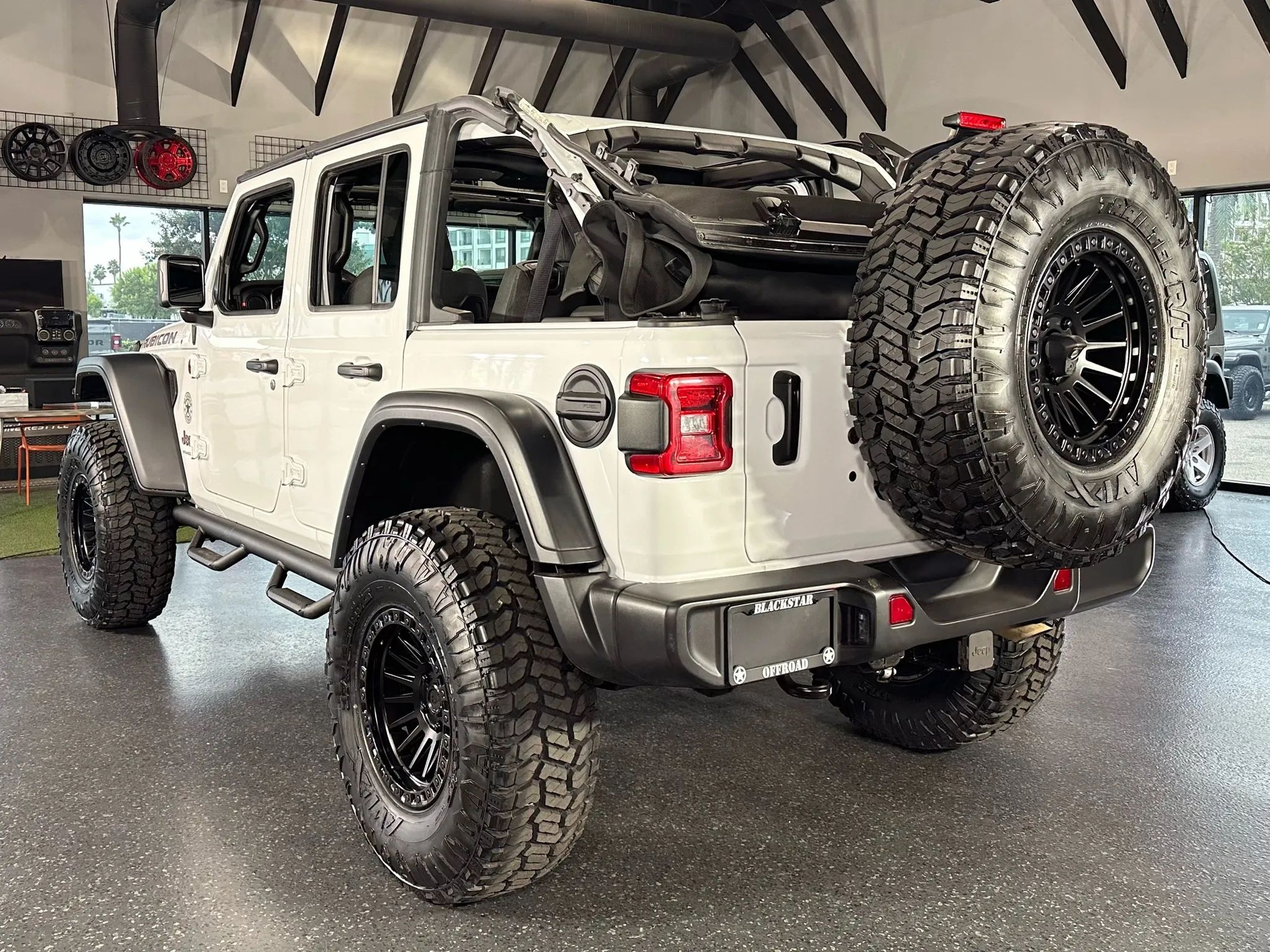 2024 Jeep Wrangler 4-Door Rubicon - Photo 18