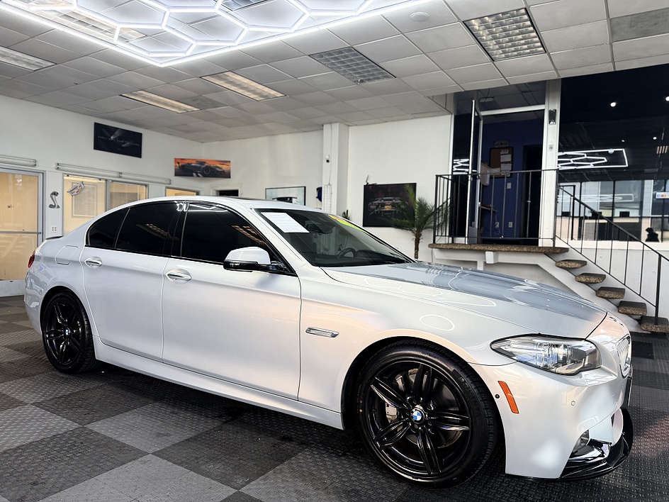 2015 BMW 5 Series 550i Sedan M Sport Line's photo