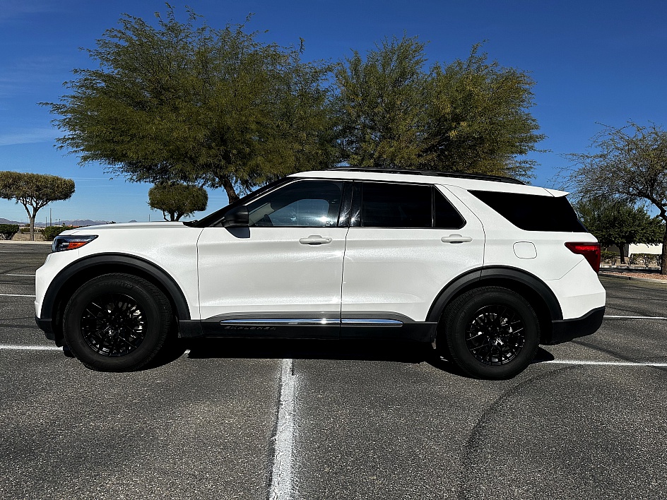 2020 Ford Explorer XLT's photo