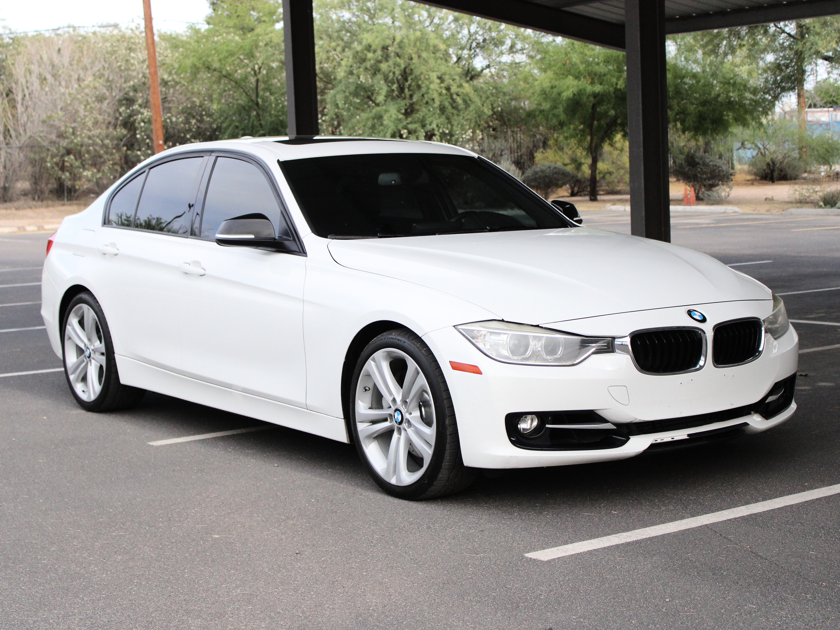2013 BMW 3 Series 335i Sedan's photo