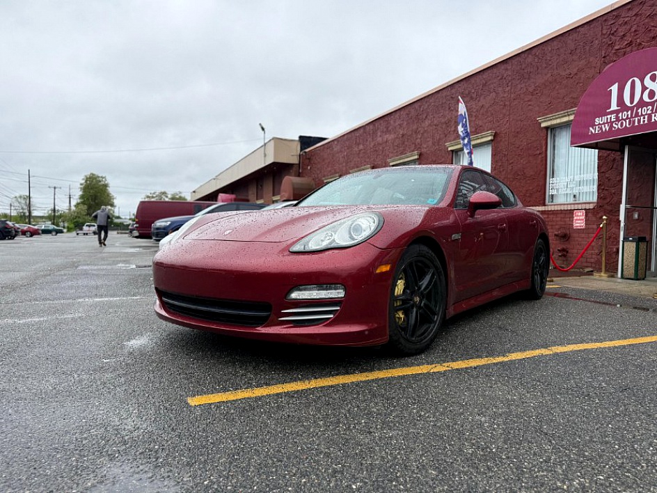 2011 Porsche Panamera