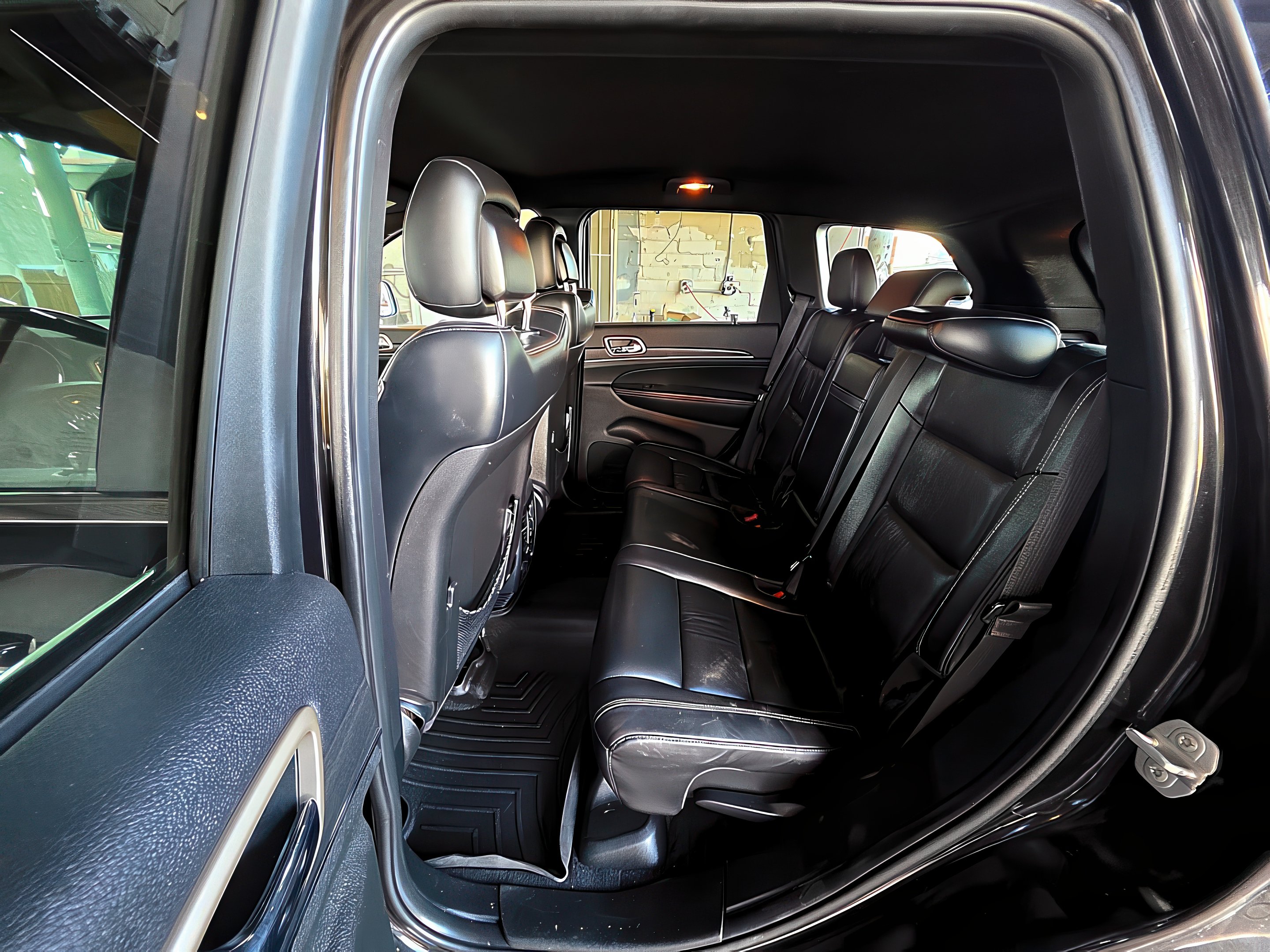 2015 Jeep Grand Cherokee Limited - Photo 10