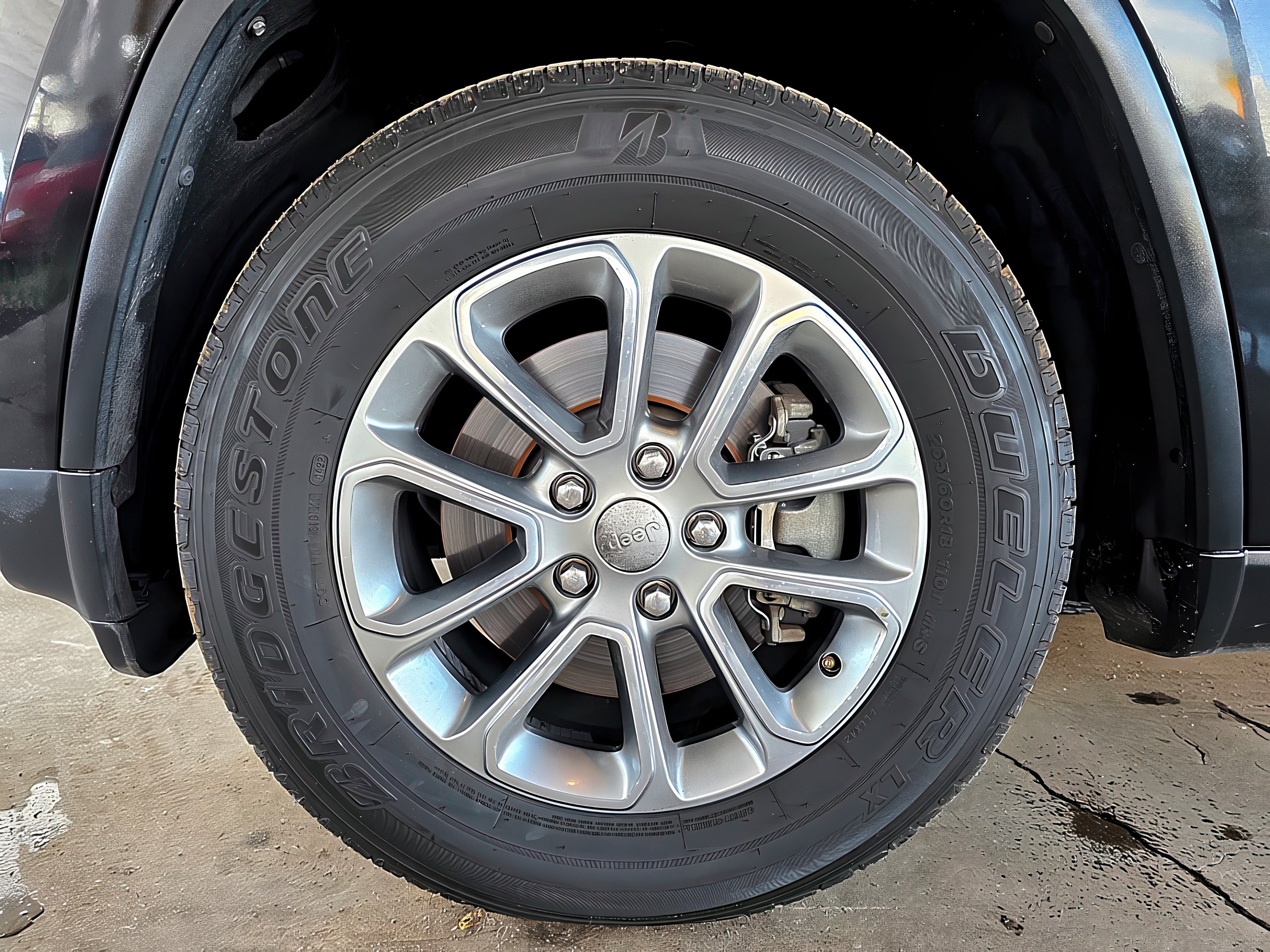 2015 Jeep Grand Cherokee Limited - Photo 28