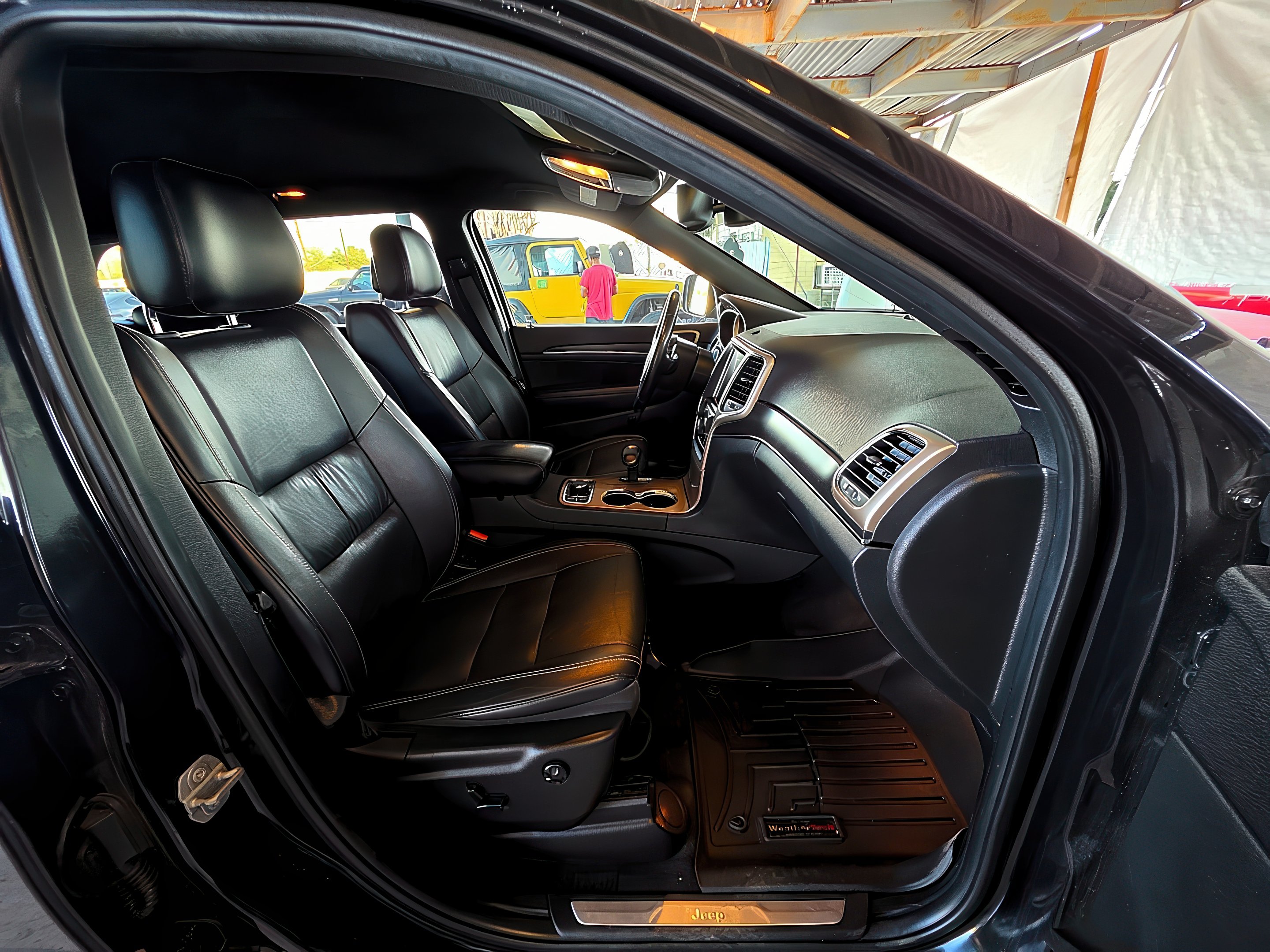 2015 Jeep Grand Cherokee Limited - Photo 12
