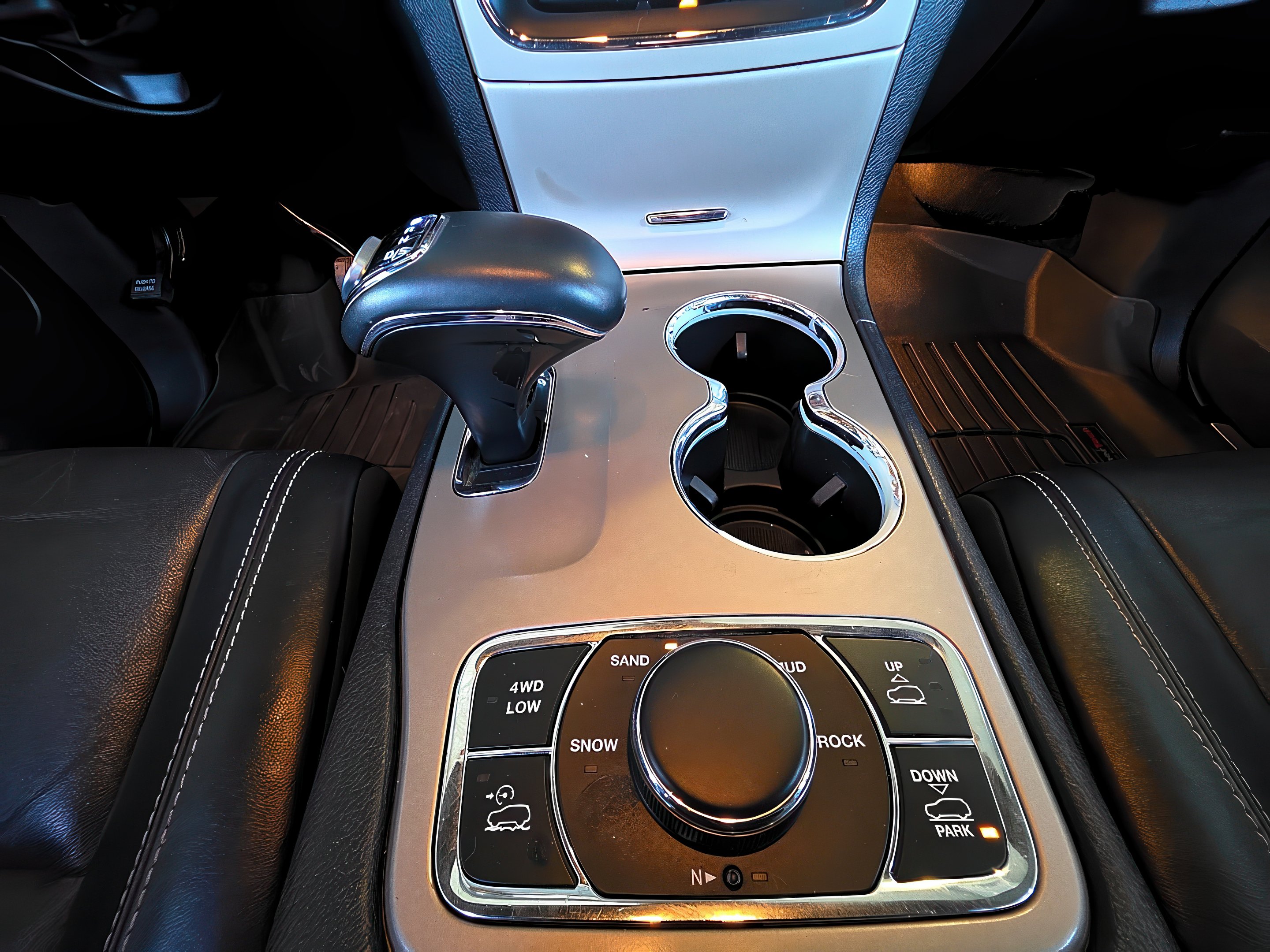 2015 Jeep Grand Cherokee Limited - Photo 17