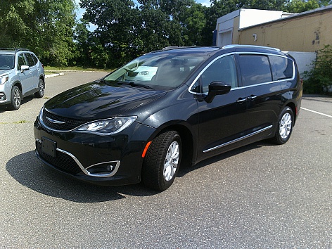2018 Chrysler Pacifica Touring L Plus