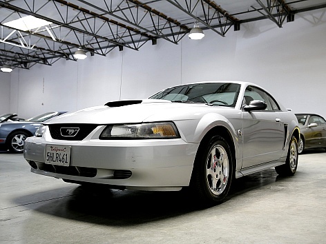 2004 Ford Mustang