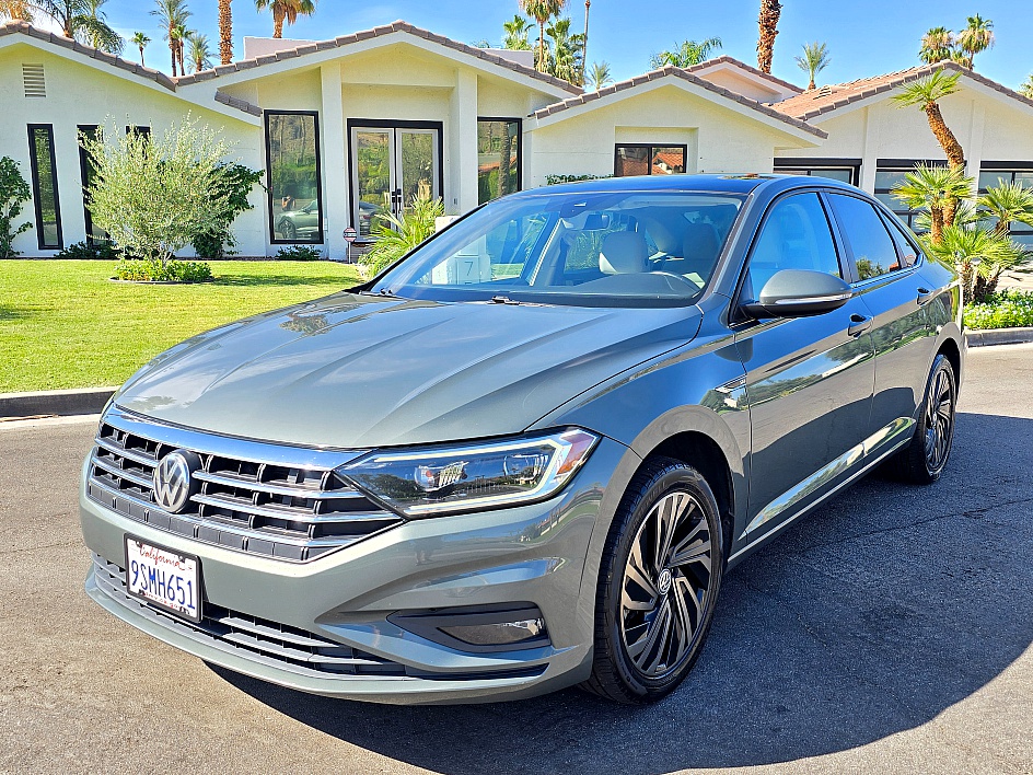 2019 Volkswagen Jetta SEL Premium