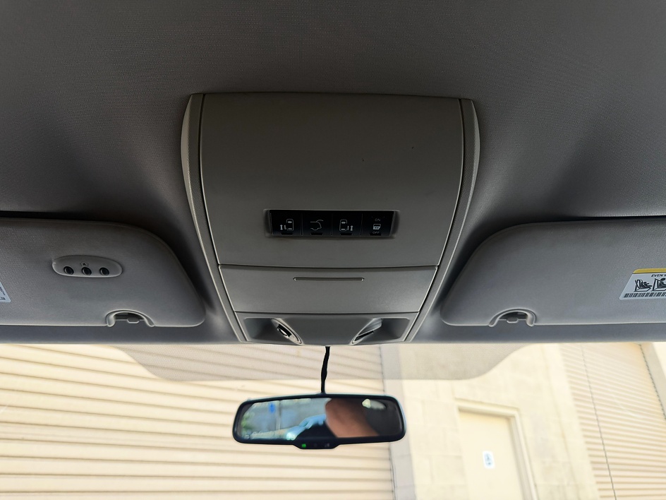 2015 Chrysler Town & Country Touring - Photo 35