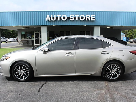 2016 Lexus ES 350 350's photo