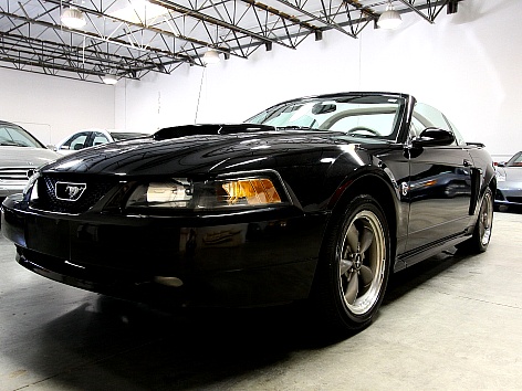 2004 Ford Mustang