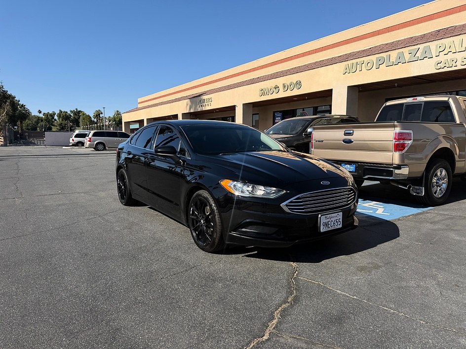 2017 Ford Fusion SE FWD's photo