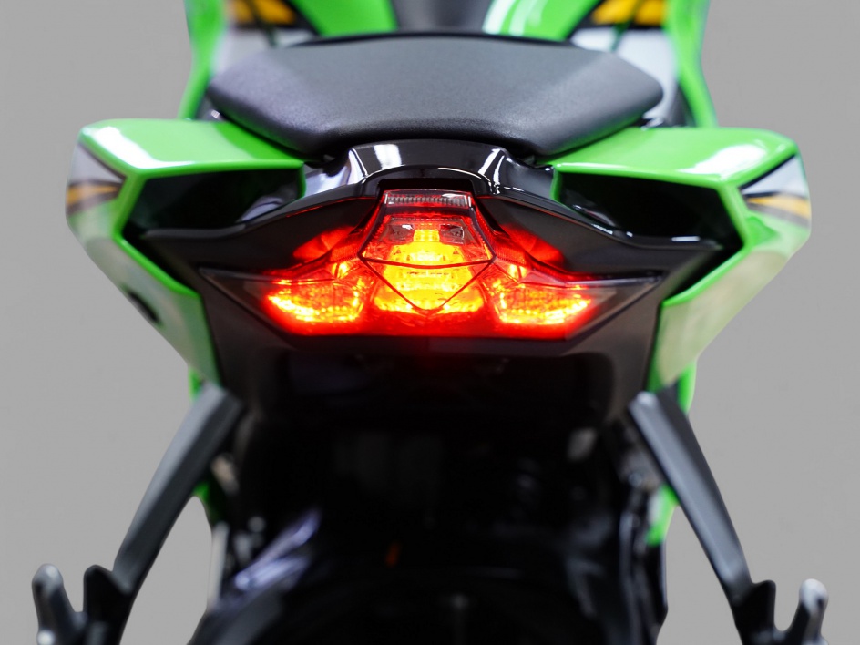 2025 KAWASAKI NINJA ZX-10R - Mint Motorcycles – Dallas, TX