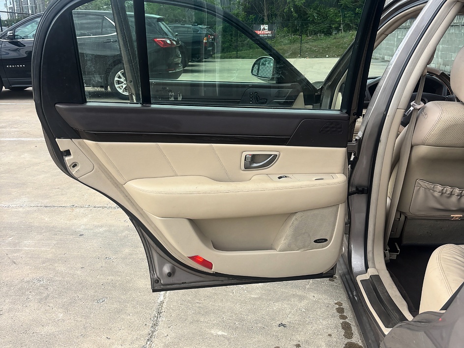 2008 Kia Amanti Base - Photo 9