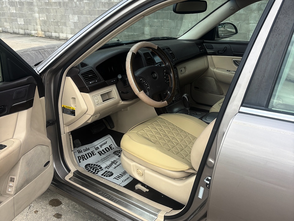 2008 Kia Amanti Base - Photo 8