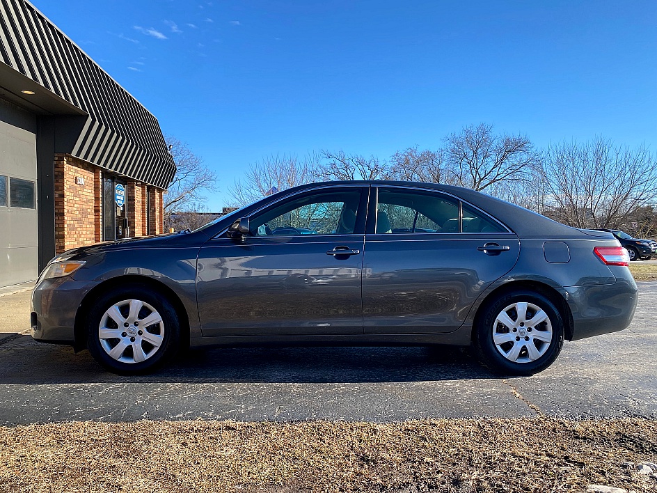 2010 Toyota Camry LE