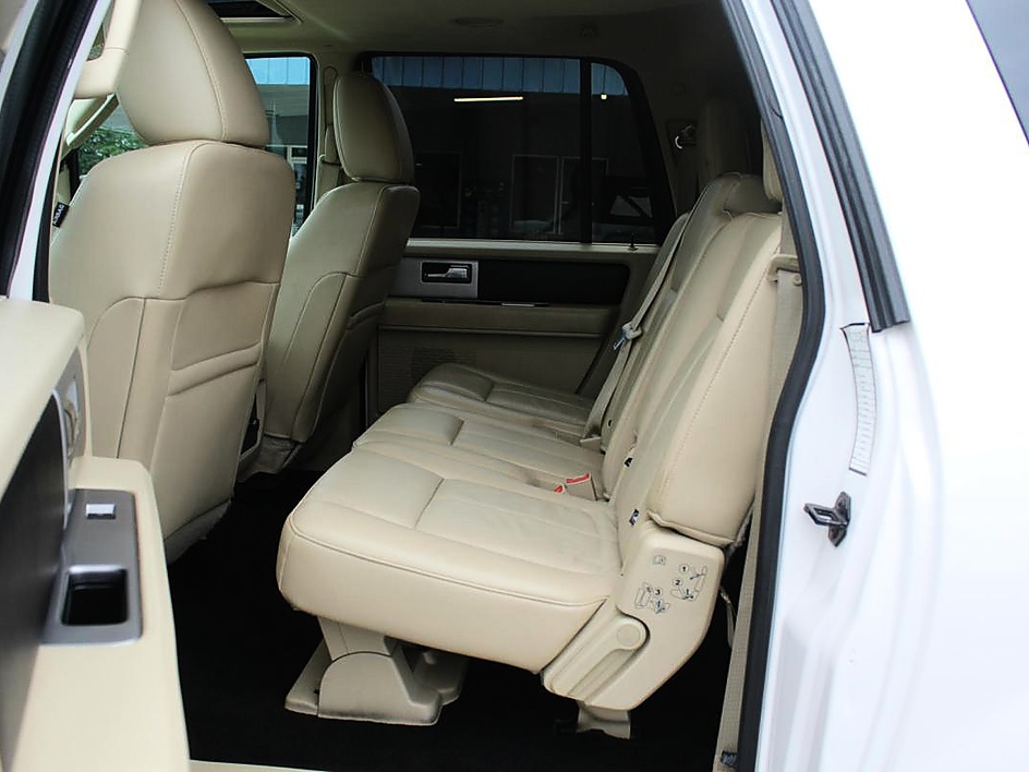 2016 Ford Expedition XLT - Photo 12