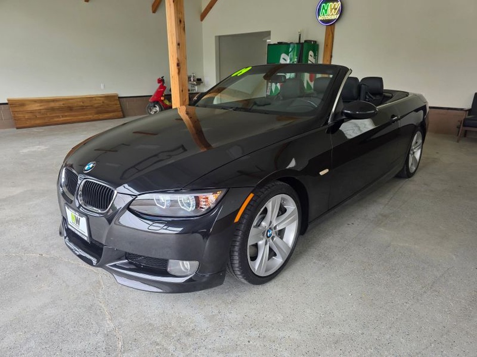 2009 BMW 3 Series 335i Convertible's photo