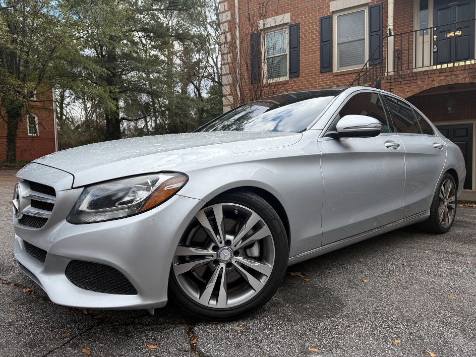 2017 Mercedes-Benz C-Class C300's photo