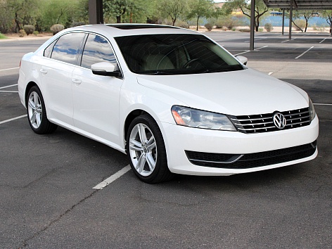2014 Volkswagen Passat SE