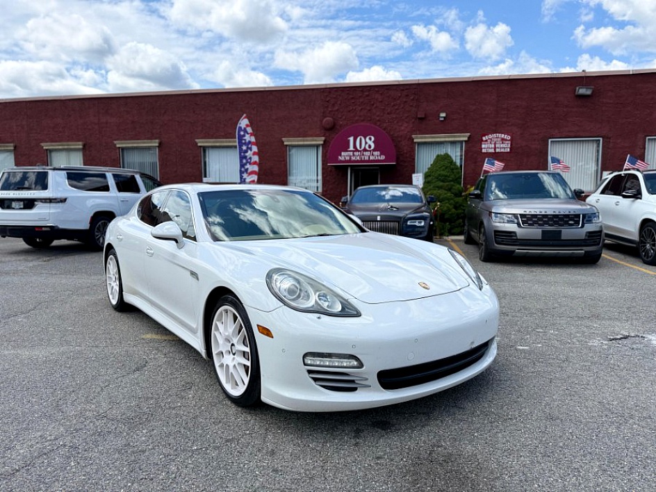 2011 Porsche Panamera