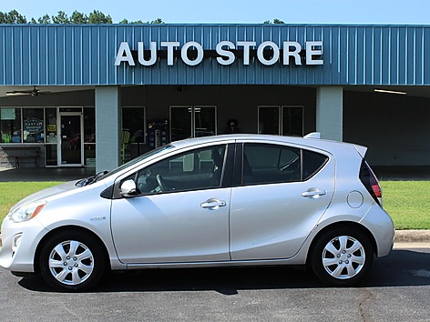 2015 Toyota Prius c Two
