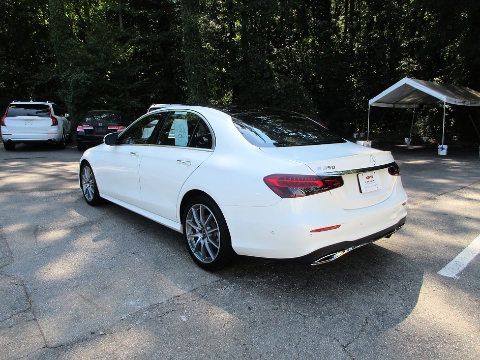 Mercedes-Benz E-Class photo 7