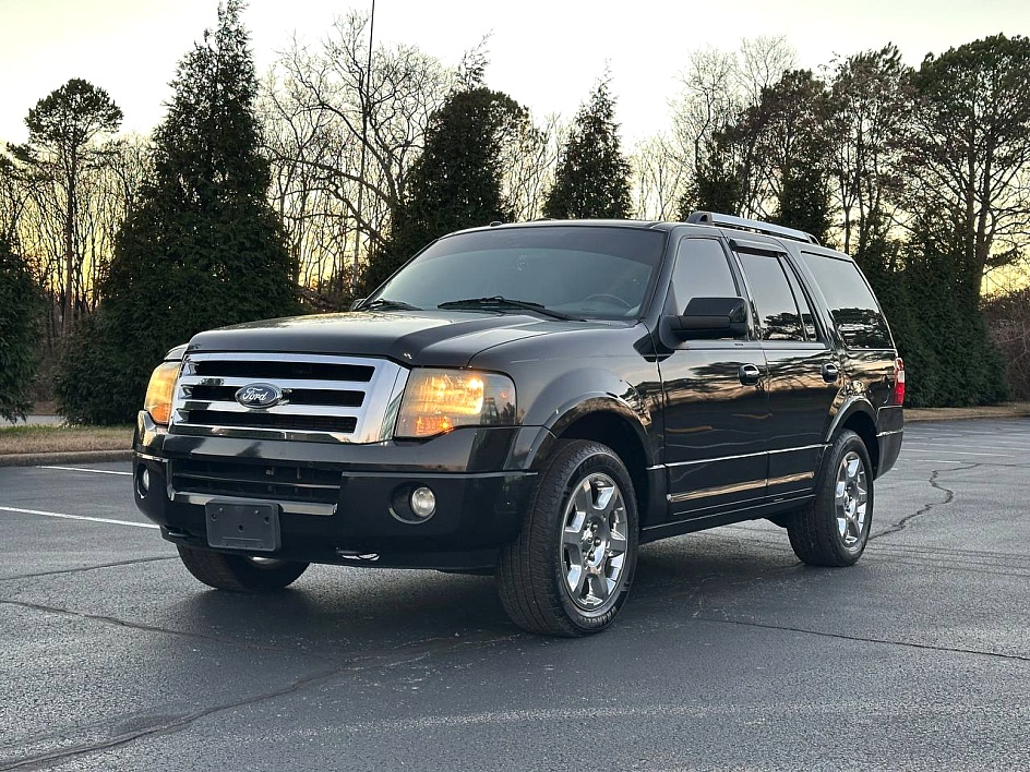 2014 Ford Expedition Limited's photo
