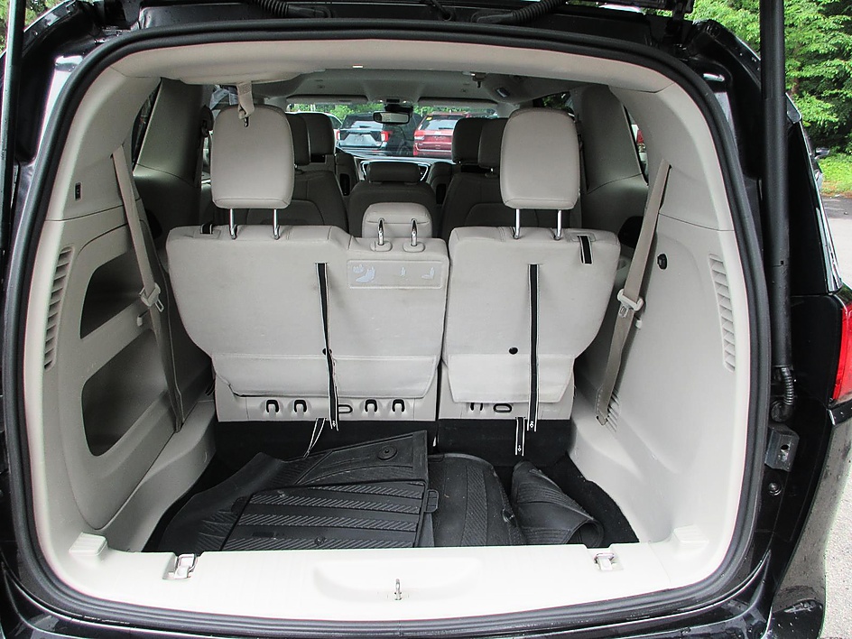 2019 Chrysler Pacifica Touring L Plus - Photo 22