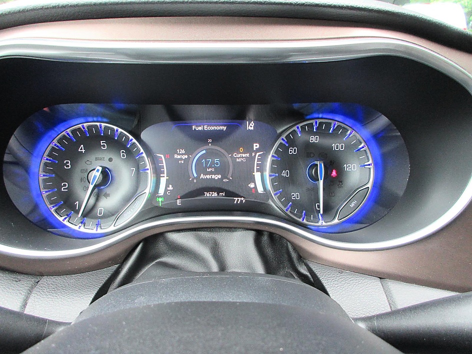 2019 Chrysler Pacifica Touring L Plus - Photo 10