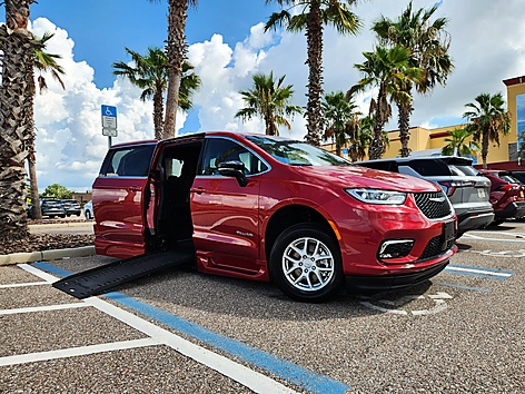 2025 Chrysler Pacifica