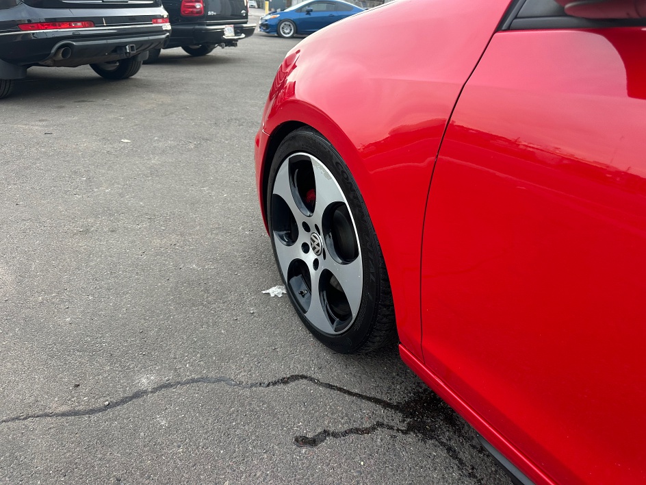 2010 Volkswagen GTI Base - Photo 22