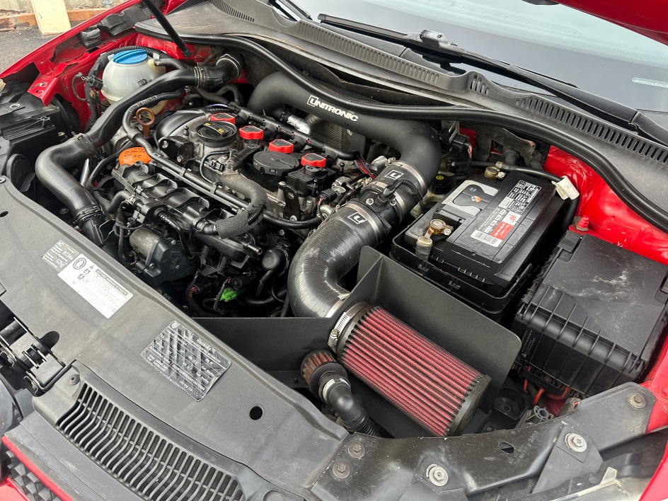 2010 Volkswagen GTI Base - Photo 21