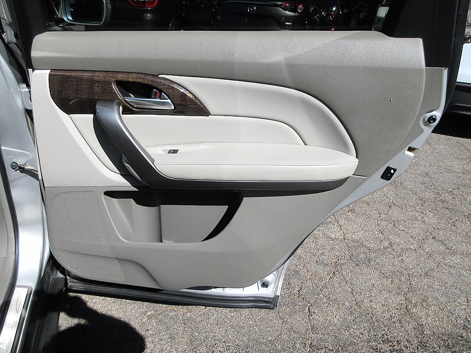 2013 Acura MDX Technology Package - Photo 23