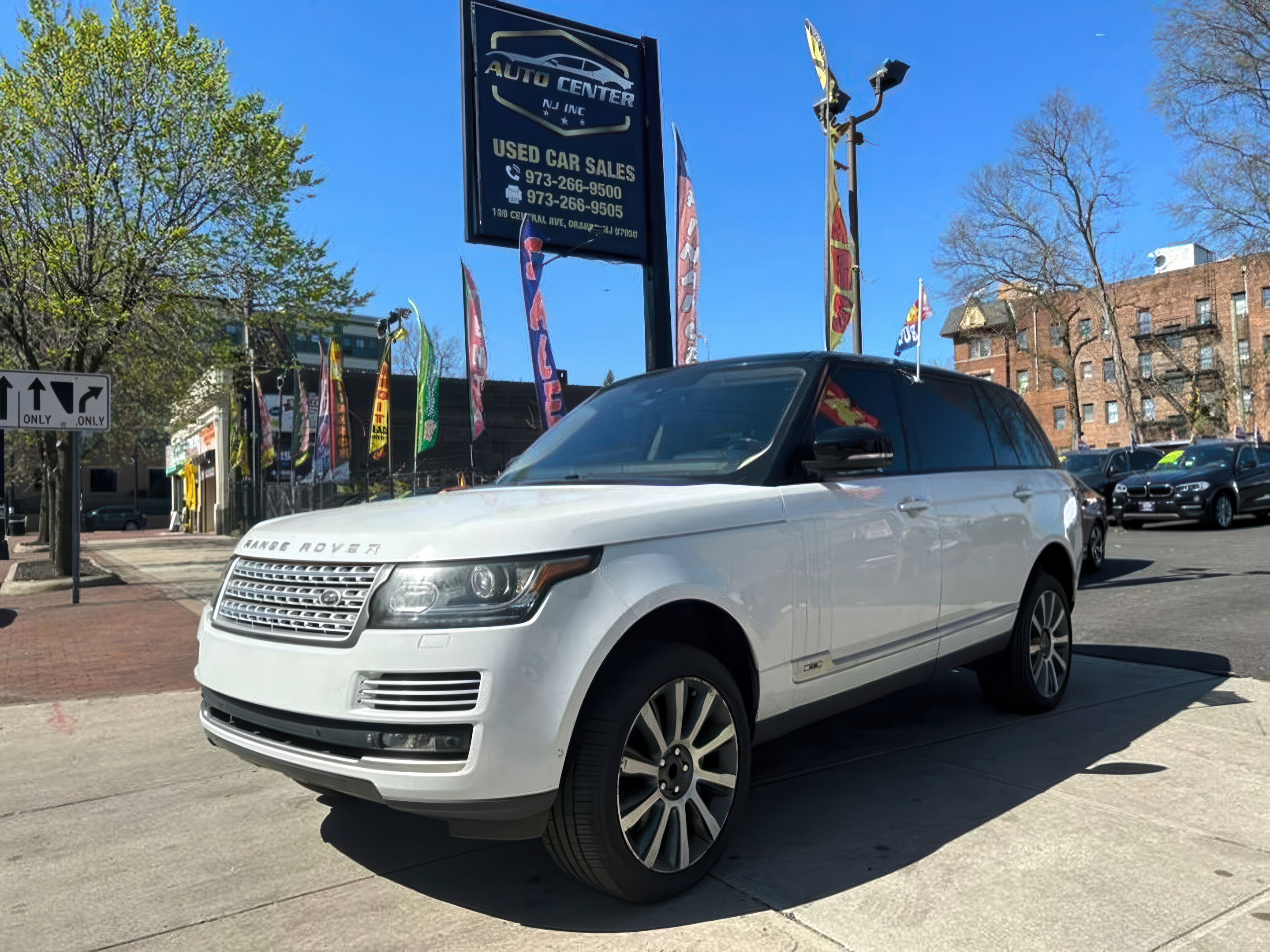 White 2014 Land Rover Range Rover Autobiography LWB 4WD SUV / Crossover Four-Wheel Drive Automatic