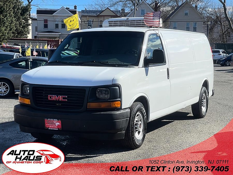 2017 GMC Savana 3500 Ext WB's photo