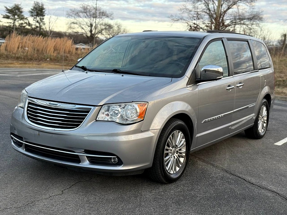 2015 Chrysler Town & Country