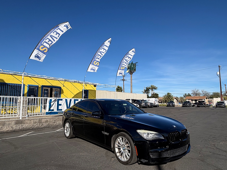 2012 BMW 7 Series 750i