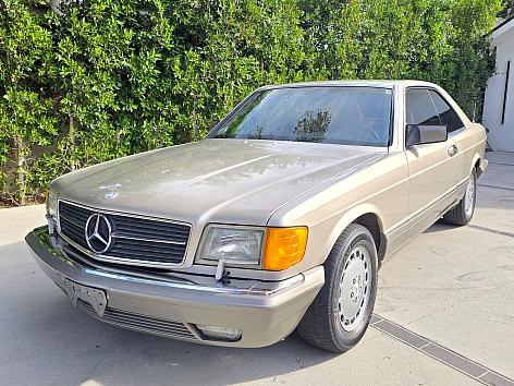 1991 Mercedes-Benz 560's photo