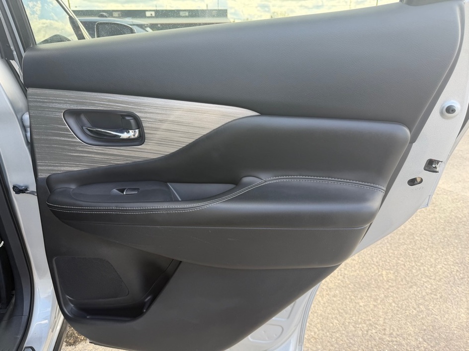 2015 Nissan Murano SL - Photo 19