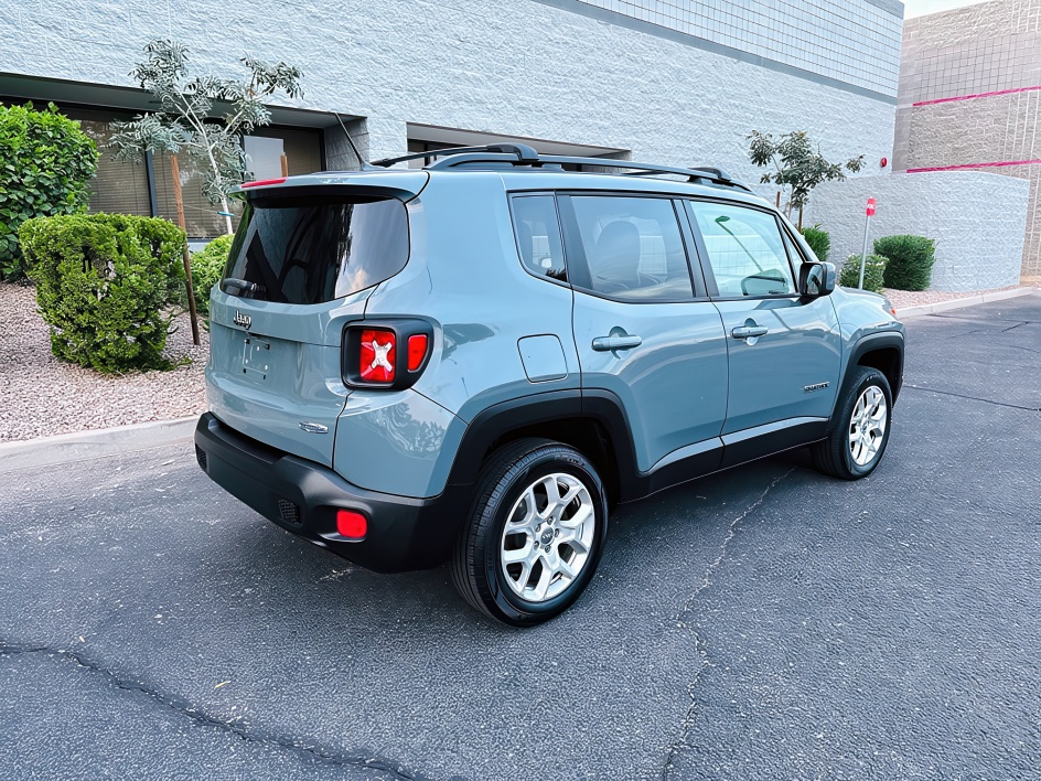 2017 Jeep Renegade Latitude North Edition photo 7