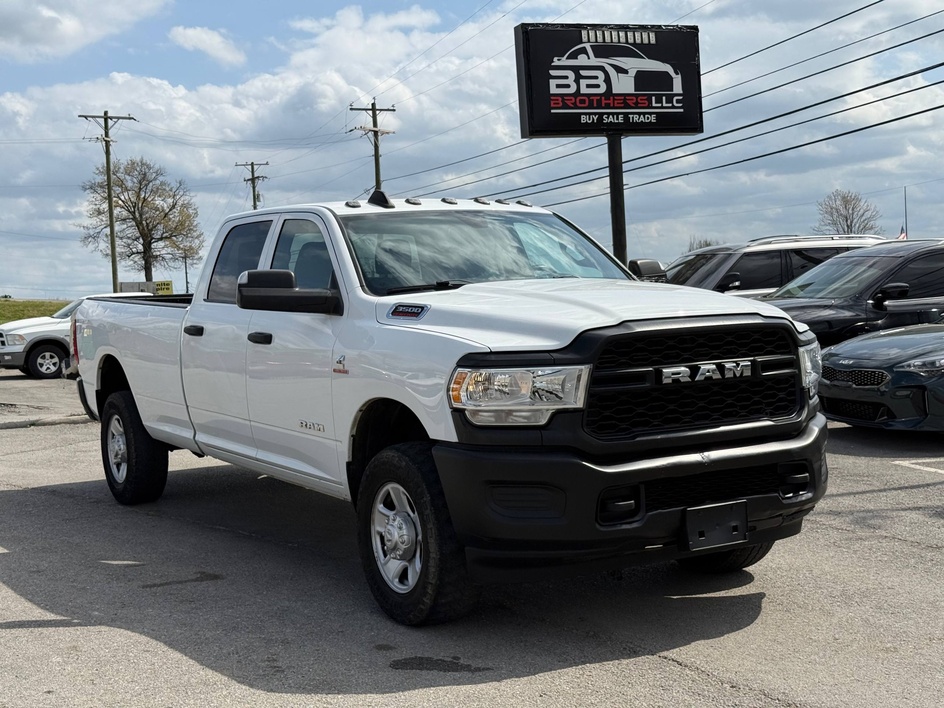 2022 RAM 3500 Tradesman 4X4 Crew Cab LWB's photo