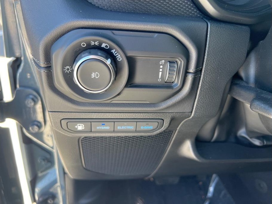 2025 Jeep Wrangler 4xe Rubicon 4XE - Photo 18