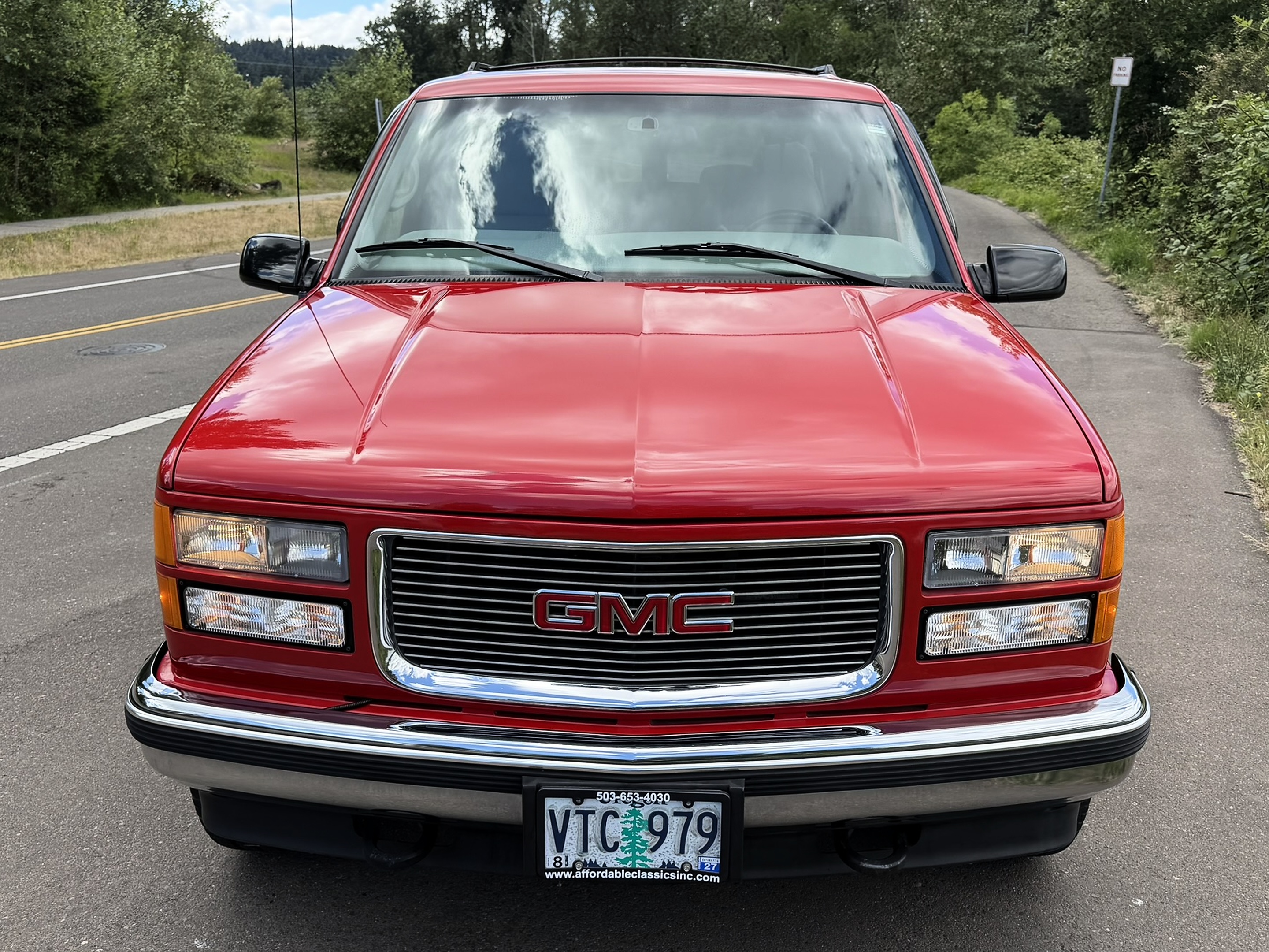 1997 GMC Suburban SL - Photo 16
