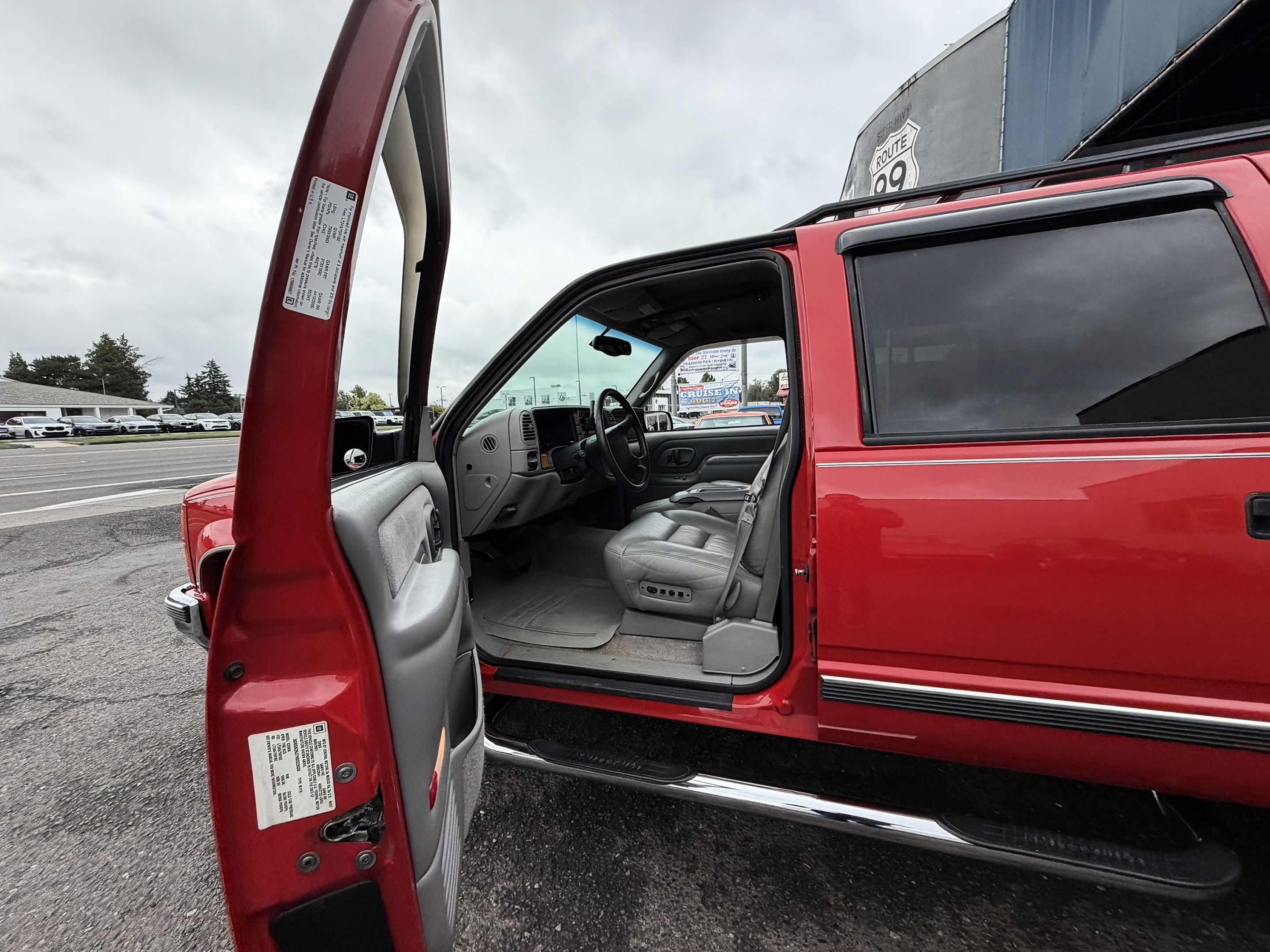 1997 GMC Suburban SL - Photo 21