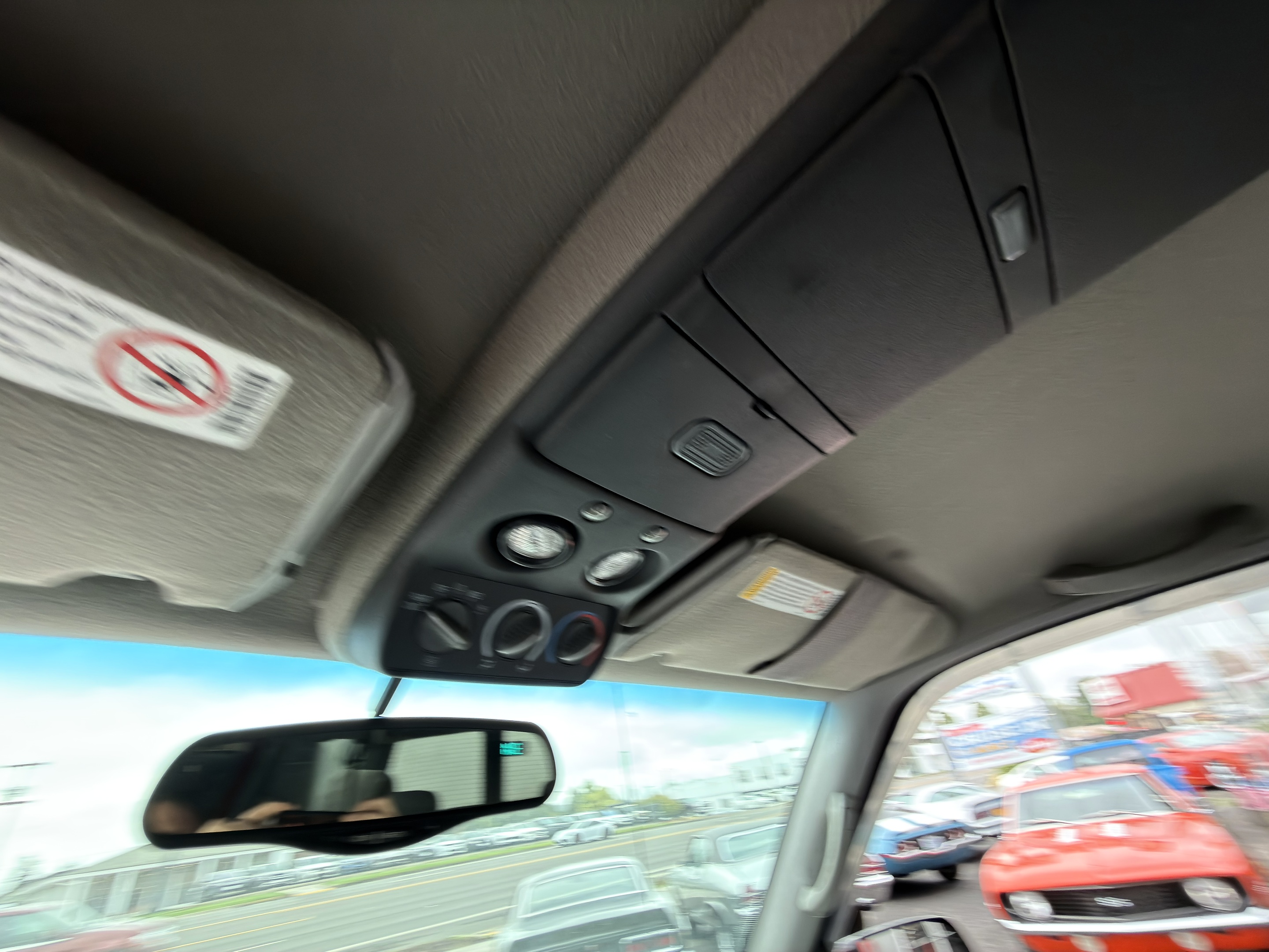 1997 GMC Suburban SL - Photo 34
