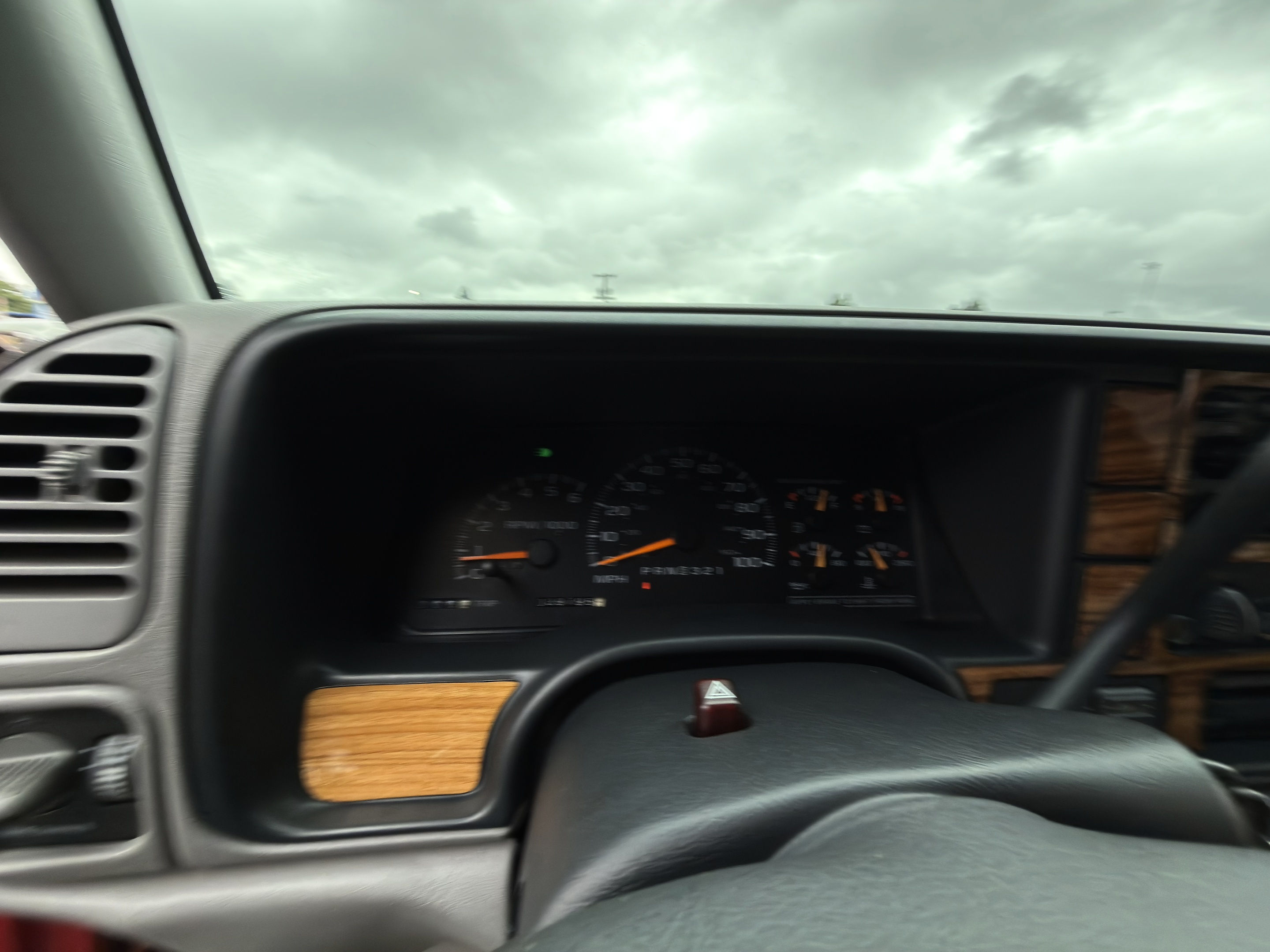 1997 GMC Suburban SL - Photo 29